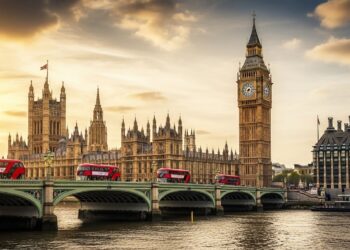 Justin Sun annonce un investissement de 100M$ dans le memecoin Trump Quels impacts pour la cryptomonnaie et la politique  Découvrez lanalyse complète   Viral Mag