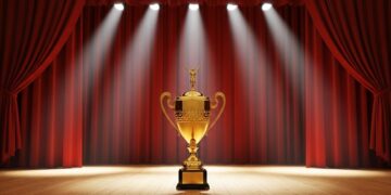 Un député RN accusé d’avoir fait des cris de singe à l’AN - Viral Mag Aurélien Rousseau PS ex ministre de la Santé affirme que Grégoire de Fournas RN aurait adressé des cris de singe à un député noir à lAssemblée Nationale Le RN le soutient en Gironde Viral Mag