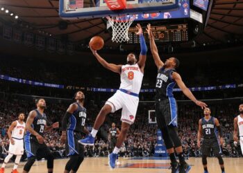 Sexisme à la Télé : Le Témoignage Bouleversant d’Ophélie Winter - Viral Mag Ophélie Winter évoque le sexisme subi en 1993 à la télévision Un récit poignant sur son image et sa carrière Découvrez son témoignage émouvant Viral Mag