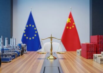 Marseille : Le Trafic de Drogue Gagne la Canebière - Viral Mag Le trafic de drogue sétend à Marseille touchant la Canebière Les habitants fuient linsécurité règne Découvrez limpact sur la ville Viral Mag