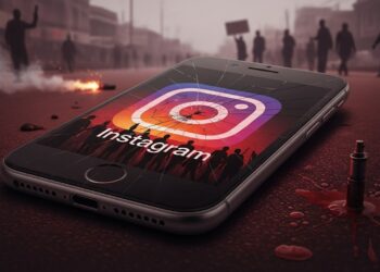 Léon Marchand : Une Nouvelle Vie Sous Les Projecteurs - Viral Mag Léon Marchand quadruple champion olympique gère sa célébrité tout en poursuivant sa passion pour la natation Découvrez son parcours inspirant Viral Mag