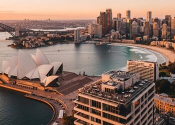 17102025   Trump dépose une plainte de 15 milliards pour diffamation contre un grand journal Une bataille judiciaire qui pourrait redéfinir la liberté de la presse Que cache cette affaire    Viral Mag