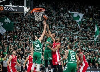 Léon Marchand, l’or olympique et un avenir radieux - Viral Mag À seulement 21 ans Léon Marchand décroche lor olympique du 400 m 4 nages à Paris 2024 battant le record de Michael Phelps Un avenir radieux sannonce pour cette jeune étoile de la natation française Viral Mag