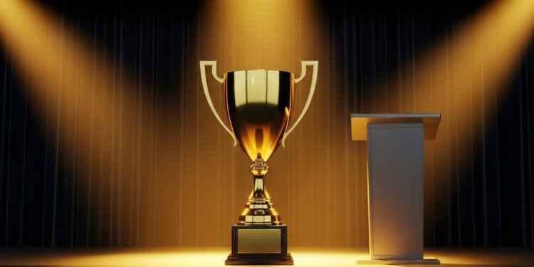 Découvrez lanecdote hilarante et inattendue de Robin Williams en costume de Mrs Doubtfire dans un sex shop Une histoire culte qui révèle le génie comique de lacteur légendaire   Viral Mag