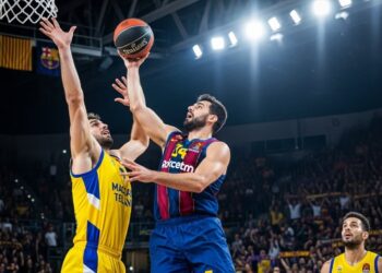 À Autun un homme sans emploi ni famille a attaqué un couple endormi avec une machette persuadé dêtre victime dun sort de magie noire Le mobile surprenant de cette violente agression   Viral Mag