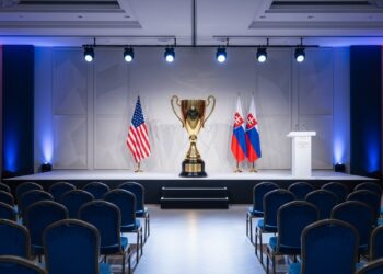 Bitcoin Explose : IA et Memecoins en Folie - Viral Mag Bitcoin dépasse 87 000 $ booste IA et memecoins Découvrez les impacts sur le marché crypto et les perspectives économiques Lisez maintenant Viral Mag