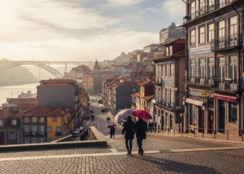 Deux Soudanais recherchés par la France ont été arrêtés au Royaume Uni pour leur rôle dans un naufrage ayant causé la mort de 5 migrants en avril dernier dans la Manche   Viral Mag