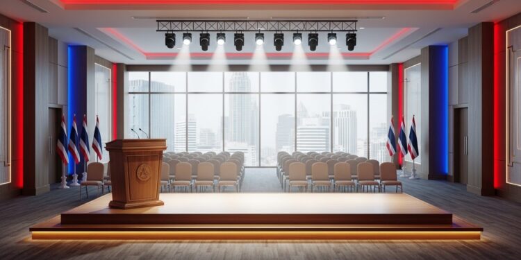 Découvrez comment Anutin Charnvirakul héritier fortuné et stratège politique vise à conserver le poste de Premier ministre thaïlandais après les élections anticipées grâce à son agilité et ses alliances inattendues   Viral Mag