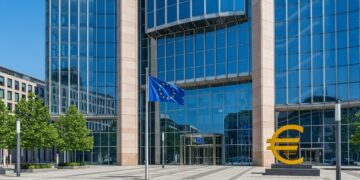 Robert Kiyosaki alerte sur le plus grand krach boursier de lhistoire Pourquoi Bitcoin et Ethereum deviennent des refuges  Analyse et perspectives pour les investisseurs en 2026   Viral Mag