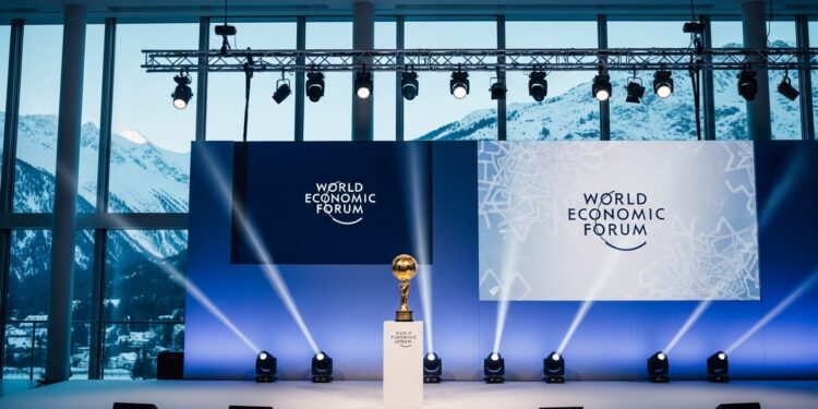 Le patron du Forum économique mondial Børge Brende démissionne suite à une enquête sur ses liens avec Jeffrey Epstein Découvrez les détails de cette affaire qui secoue lélite mondiale   Viral Mag