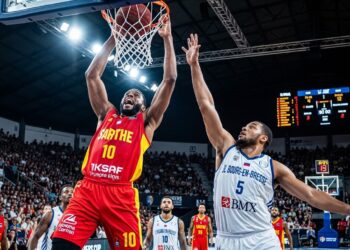 Des milliers de Croates ont manifesté à Zagreb contre un projet de fermes avicoles industrielles qualifié de bombe écologique Découvrez les enjeux environnementaux citoyens et économiques de cette mobilisation massive   Viral Mag