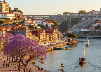 21092025   Le Metropolitan Opera de New York se réinvente avec des œuvres modernes et des stars comme Sandra Oh Quels secrets cache cette saison audacieuse    Viral Mag