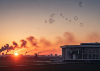 LIran a lancé des attaques massives sur plusieurs pays du Golfe en riposte causant morts et blessés aux Émirats au Koweït au Qatar et ailleurs Escalade régionale majeure   Viral Mag