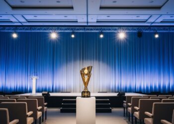 Vente Flash Amazon : Jusqu’à -57 % sur Alexa - Viral Mag Découvrez la vente flash Amazon sur les appareils Alexa Echo Dot Fire TV Kindle Scribe à prix cassés Profitez en avant le 4 juin Viral Mag