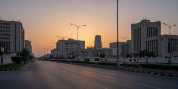 16102025   Hong Kong adopte une loi pour encadrer les VTC et apaiser les tensions avec les taxis Quels changements pour Uber et la mobilité urbaine  Lisez pour le savoir    Viral Mag