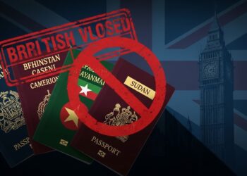 Les Z’Amours : Les Moments les Plus Fous Révélés - Viral Mag Plongez dans les anecdotes hilarantes des ZAmours avec Bruno Guillon danses osées refus de mariage et révélations croustillantes Viral Mag